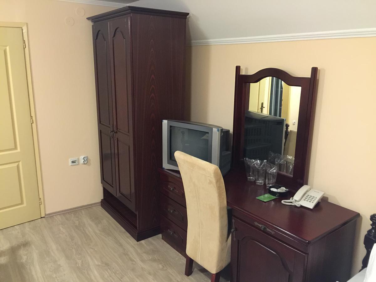 Bed & Breakfast Karavan Raska Exterior photo